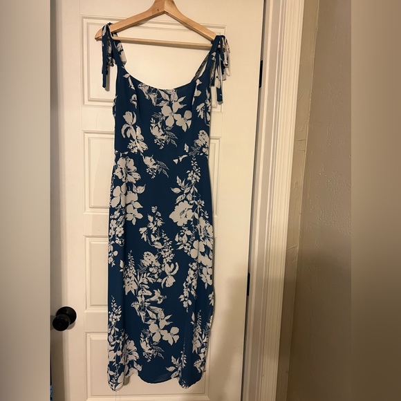 Reformation dress from Nordstrom - Picture 2 of 5